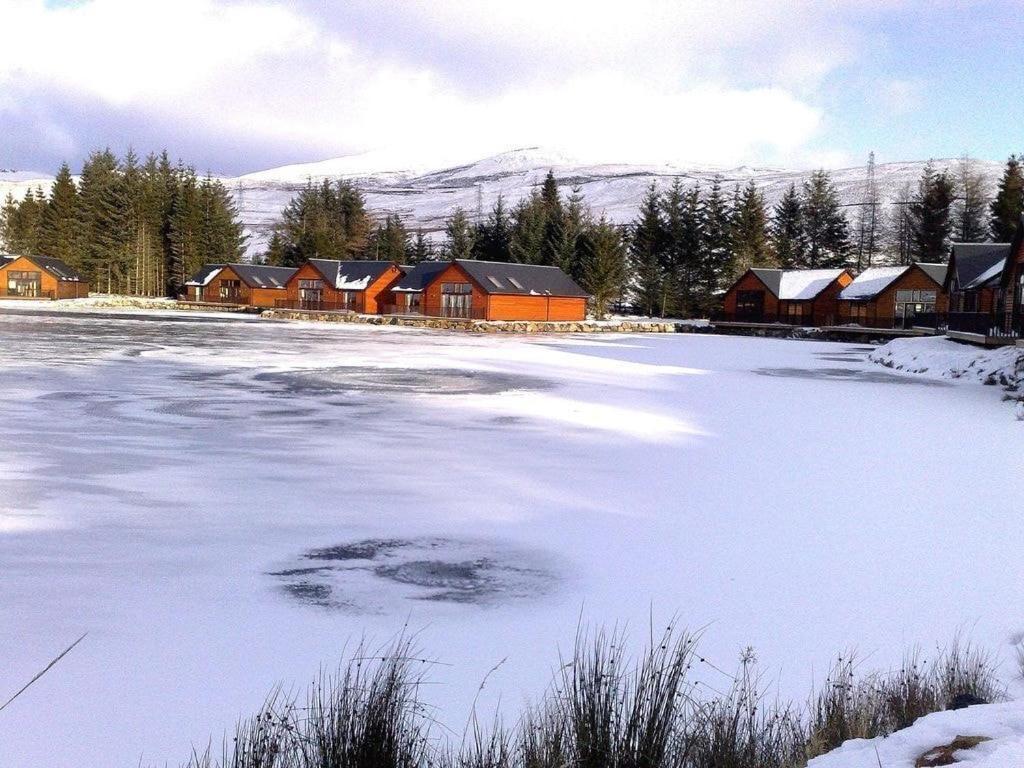 Lochside Lodge Glengoulandie Zewnętrze zdjęcie